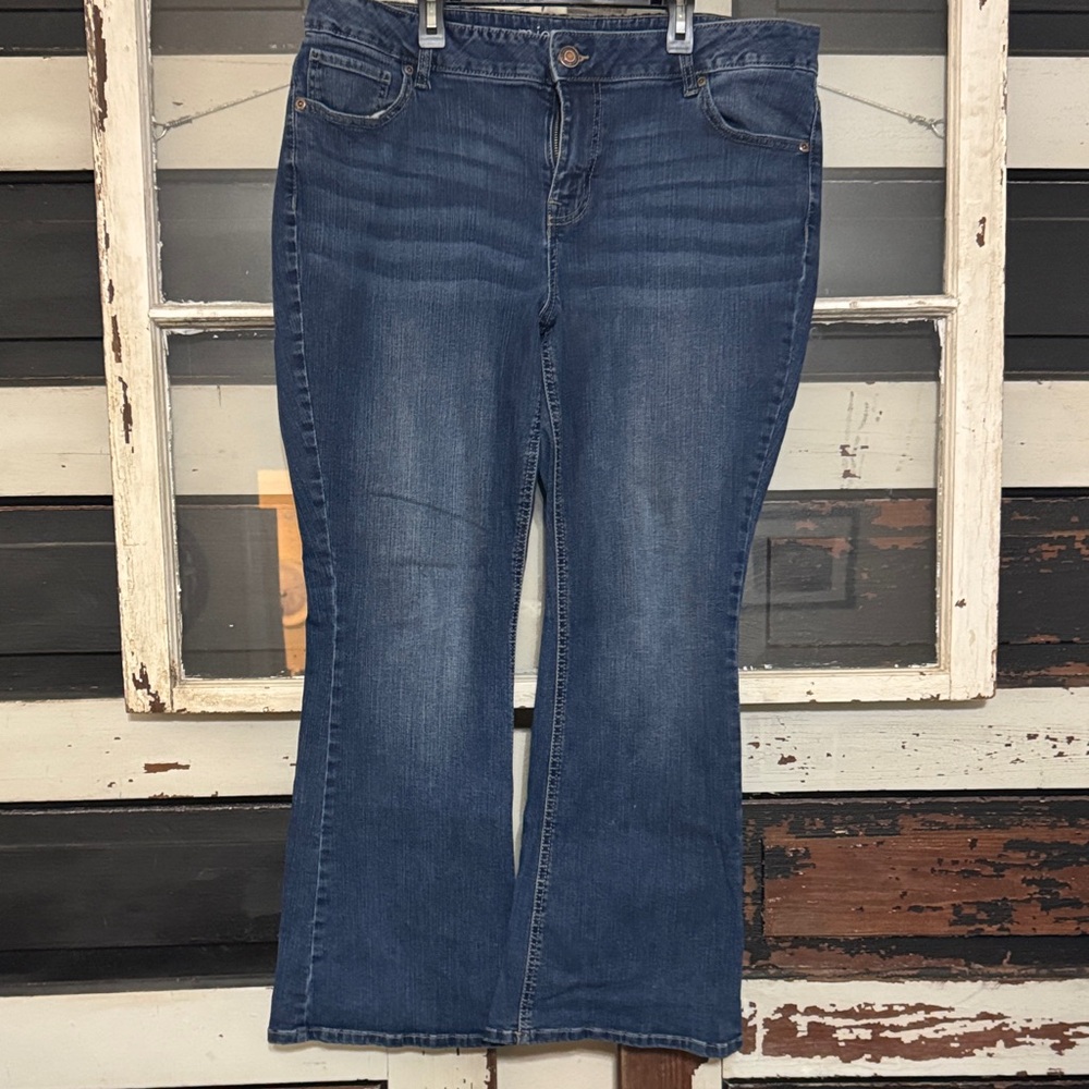Maurices flare jeans - 16w short